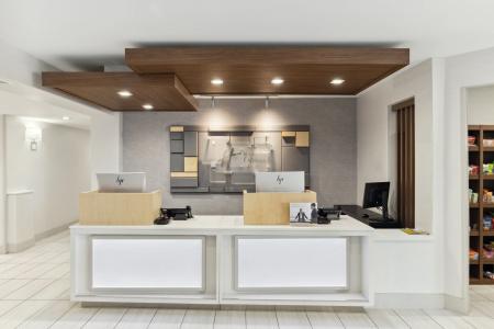 Holiday Inn Express & Suites Mountain View Silicon Valley by IHG - 38