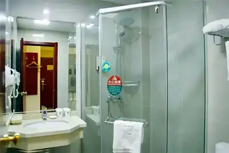 GreenTree Inn Shanghai Minxing Beiqiao Station Express - 52