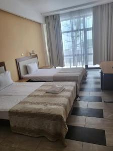 Arabella Beach - 15