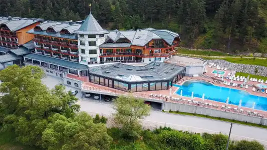 Hot Springs Medical and Spa - 17