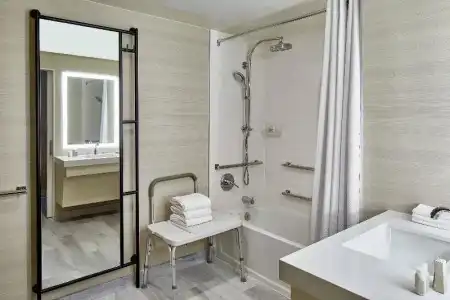 Renaissance Dallas - 96