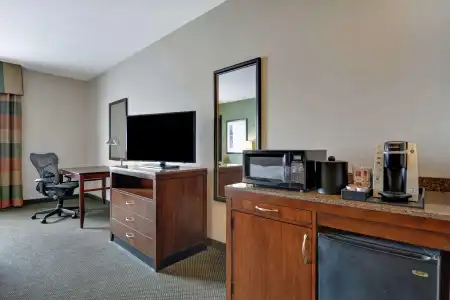 Hilton Garden Inn Green Bay - 60