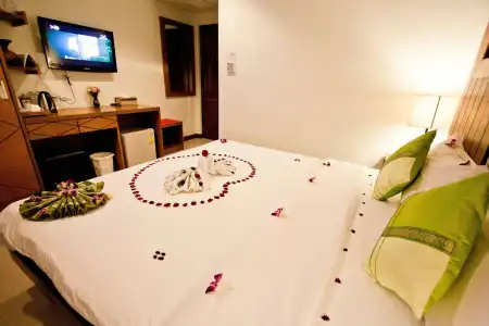 The Chambre Patong - 8