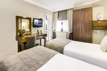 Gem Langham Court - 4