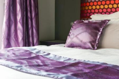 BRIT PRIVILEGE LISIEUX – La Villa des Arts - 33