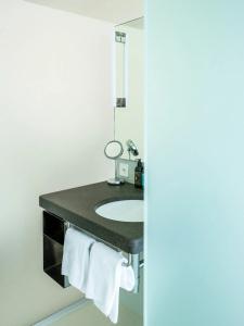 Greulich Design & Boutique - 7
