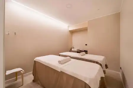 Best Western Plus The Hub - 5