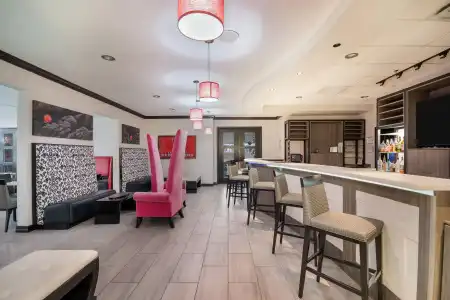 Hawthorn Suites by Wyndham Lubbock - 27