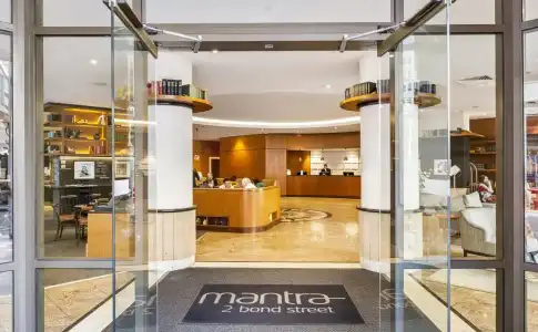Mantra 2 Bond Street Sydney - 24
