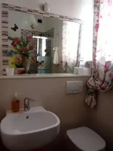 Sally's B&B - 2