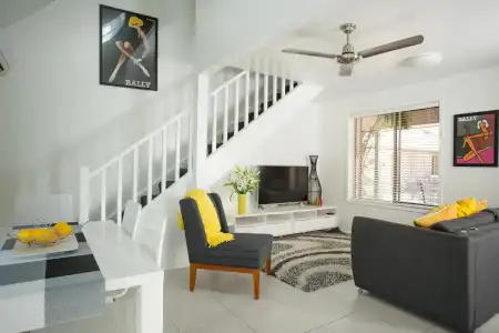 Byron Central Apartments - 11