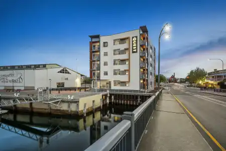 Quest Port Adelaide - 32