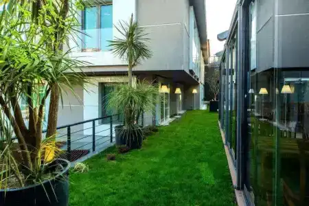 The City Suites - 32