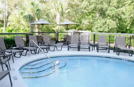 Hampton Inn Amelia Island at Fernandina Beach - 11