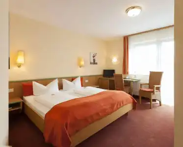 LandEndhart - 1