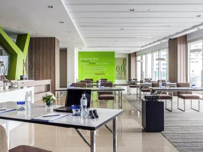 Hilton Garden Inn Bangkok Silom - 27