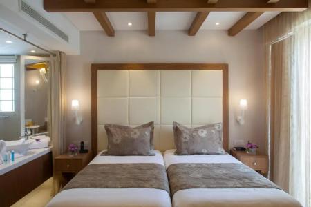 King Jason Paphos - Designed for Adults by Louiss - 121