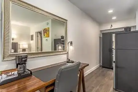 Hospitality Suite Resort - 28