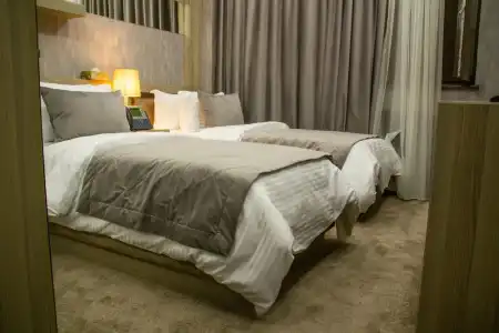 Home Boutique - 84