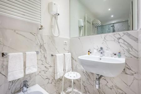 Ungherese Small Luxury - 115