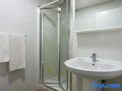 Sol y Miel Hostal - 24