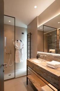 DUPARC Contemporary Suites - 93