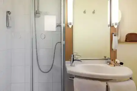 Ibis Marseille Centre Gare Saint Charles - 10