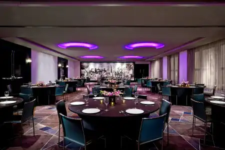 W Minneapolis - The Foshay - 39