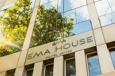 EMA House Suites - 34