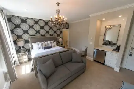 Serenity Inn Newport - 33