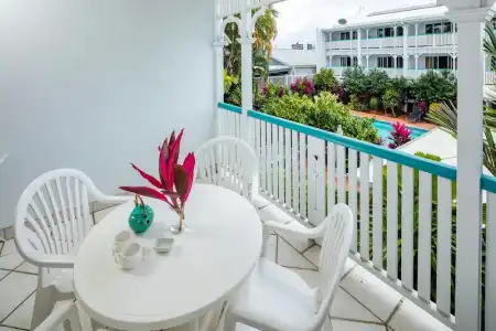City Terraces Cairns - 54