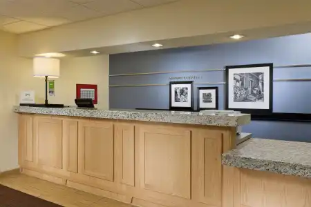 Hampton Inn Abilene - 21