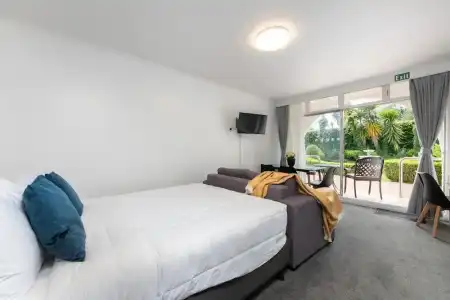 Aarangi Motel - 58