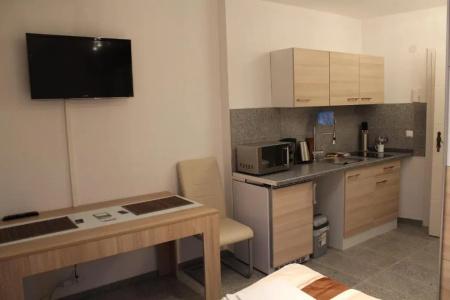 Lipp Apartments - 22