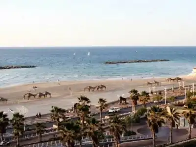 Maxim Tel Aviv - 18