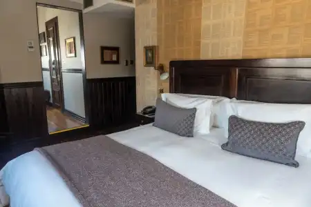 Boutique Castillo Rojo - 165
