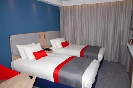Holiday Inn Express Cardiff Bay by IHG - 38