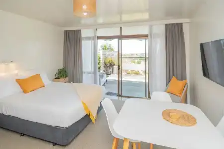 Whispering Sands Motel - 14