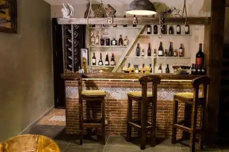 Old Side Boutique - 11