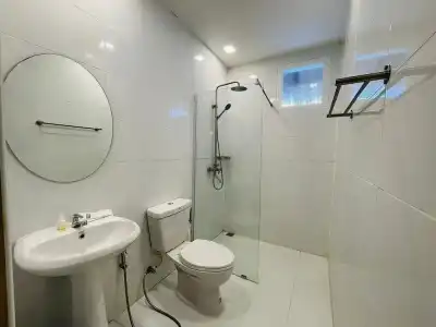 Absolute Beachfront Resort - 9