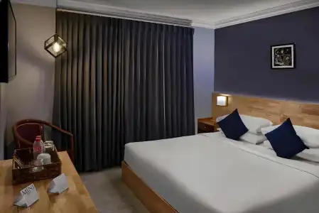 Pacific, Phnom Penh - 23