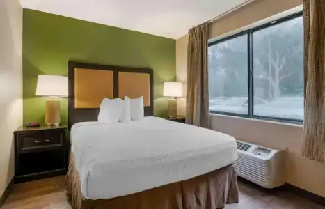 Suburban Extended Stay Daytona Beach - 5