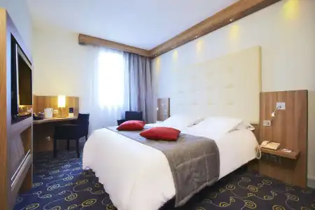 Kyriad - Tours Centre - 62