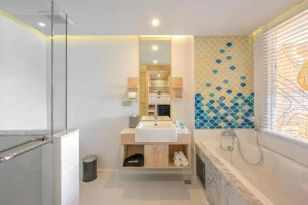 LIV Phuket Patong Beachfront - 65