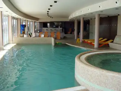 Golden Lake Resort - 11