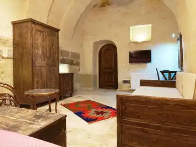 Armesos Cave - 236