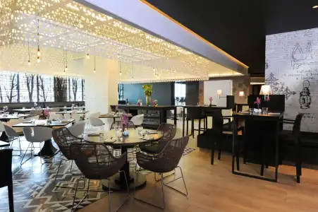 Mode Sathorn - 35