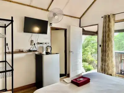 Majestic Sea View Resort - 33