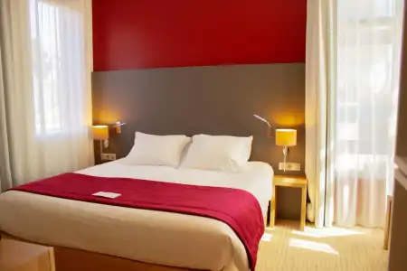 Best Western Plus Le Lavarin - 5