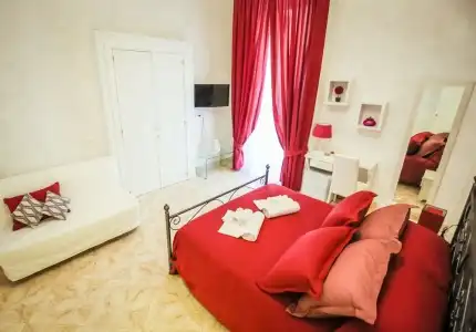 NapoliMia Boutique - 23